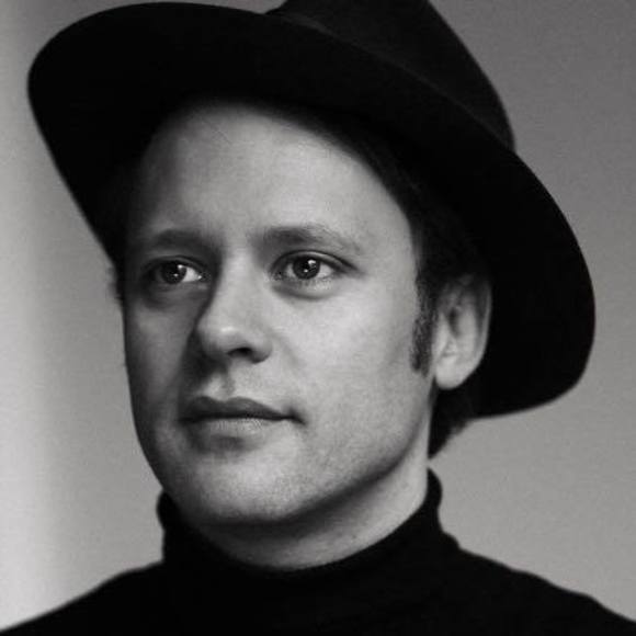 Meet your Posher, Matteo - Picture 1 of 1